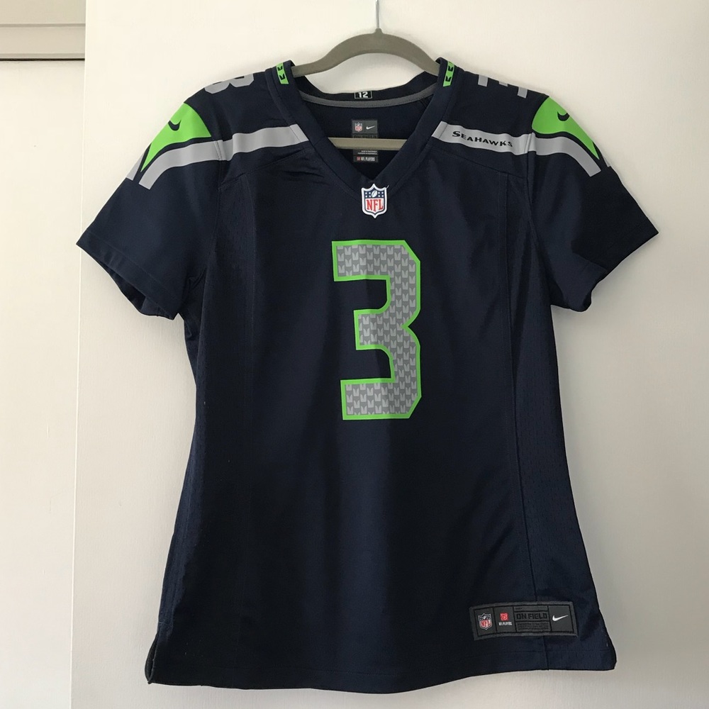 Ladies Seahawks Russell Wilson Jersey Sz. M